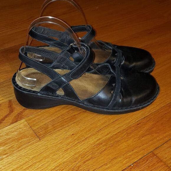 Naot Black Leather Slingback flats - Picture 1 of 8